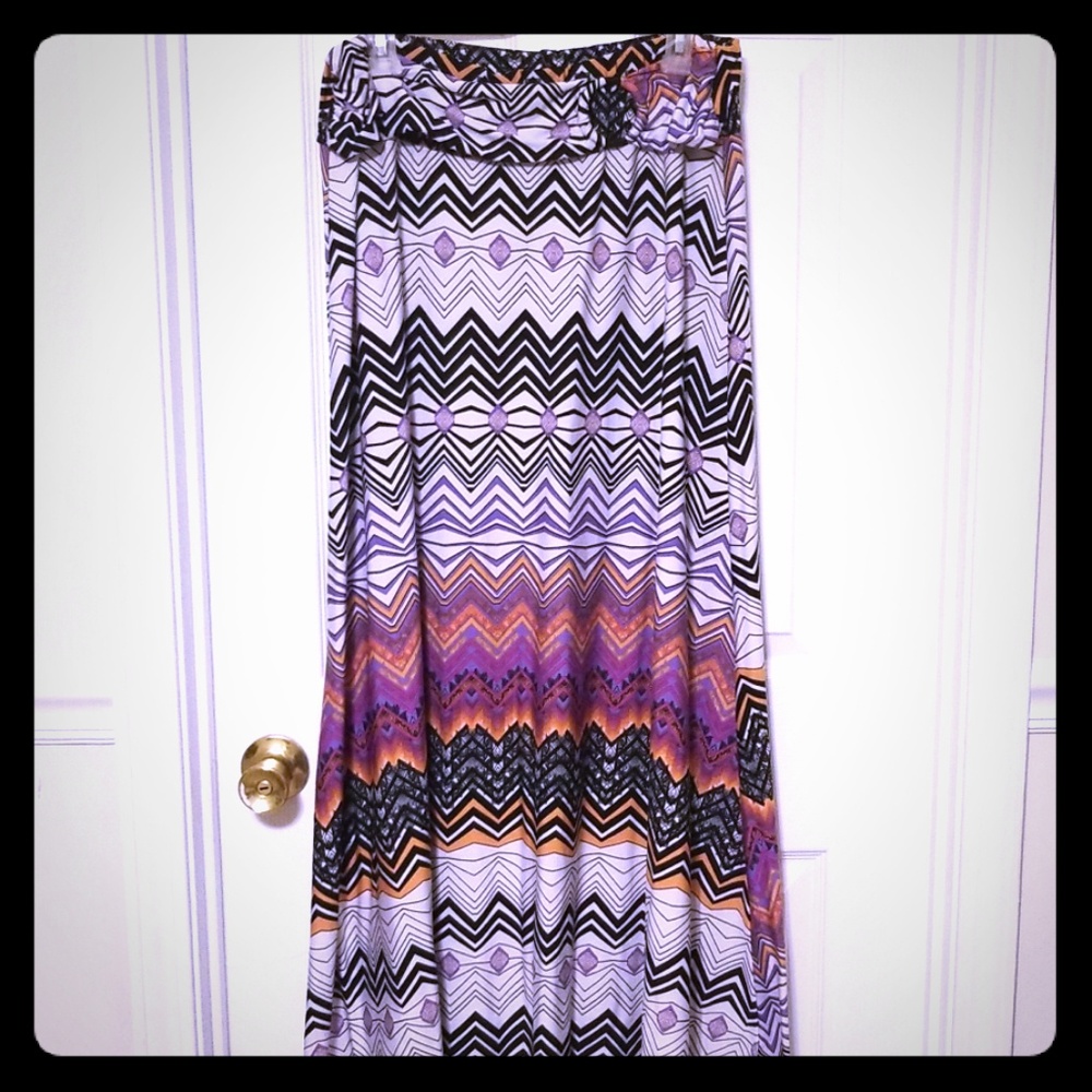 Robert Louis Chevron Geo Design Maxi Skirt